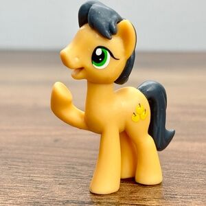 MY LITTLE PONY 2014 Toy Figure GOLDEN DELICIOUS Apple G4 Cake Topper #23
